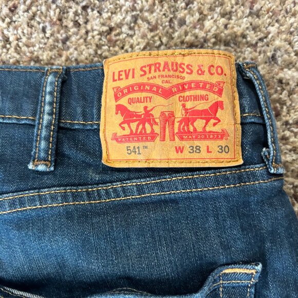 Men's Levi's 541 - 38 x 30 - Preowned - 1921 - Picture 3 of 3